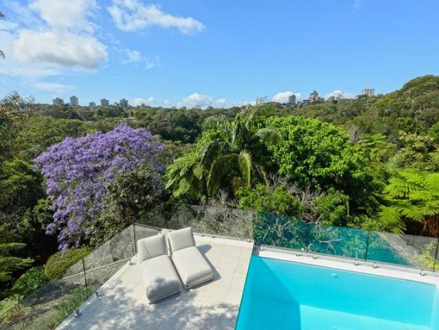 House for sale in Lower North Shore, Sydney