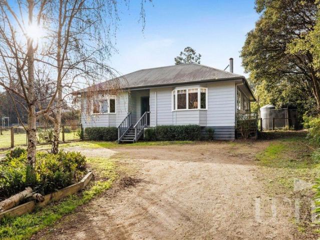 House for sale in Camerons Creek, Victoria