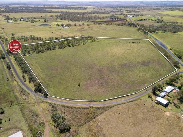 Cottage for sale in Biddeston, Queensland