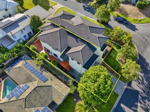 Duplex for sale in Fernbrook, Queensland