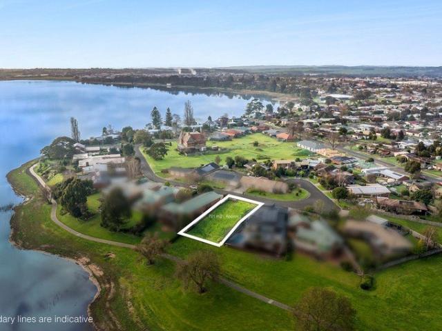 Land for sale in Colac, Victoria