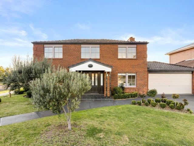 House for sale in Taylors Lakes, Melbourne