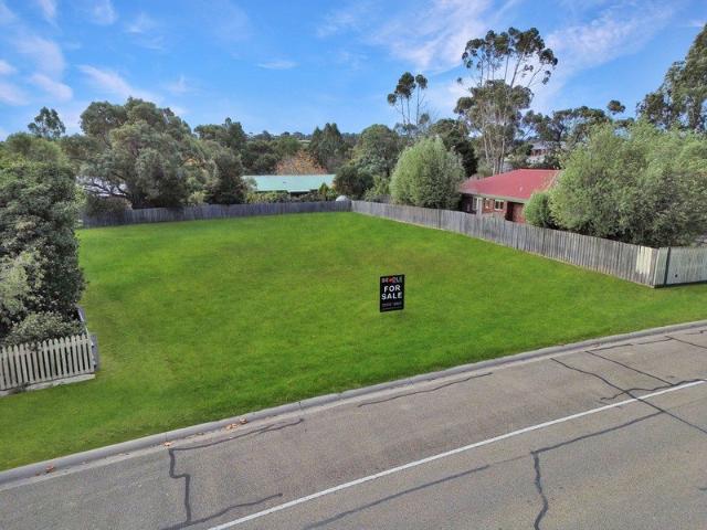 Land for sale in Eastwood, Victoria