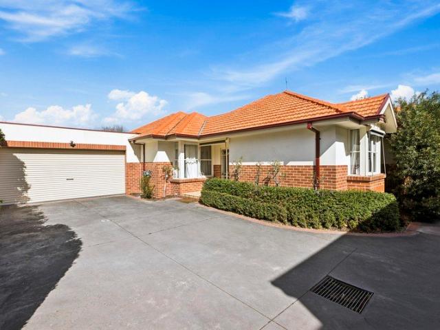 Villa for rent in Camerons Creek, Victoria