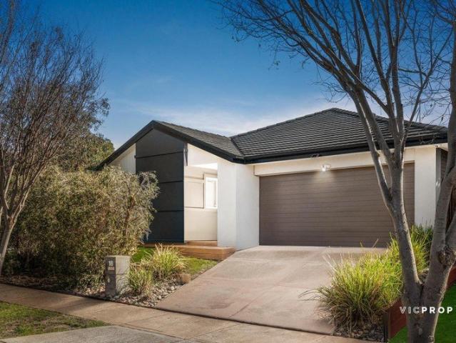 House for sale in Wyndham Waters, Melbourne