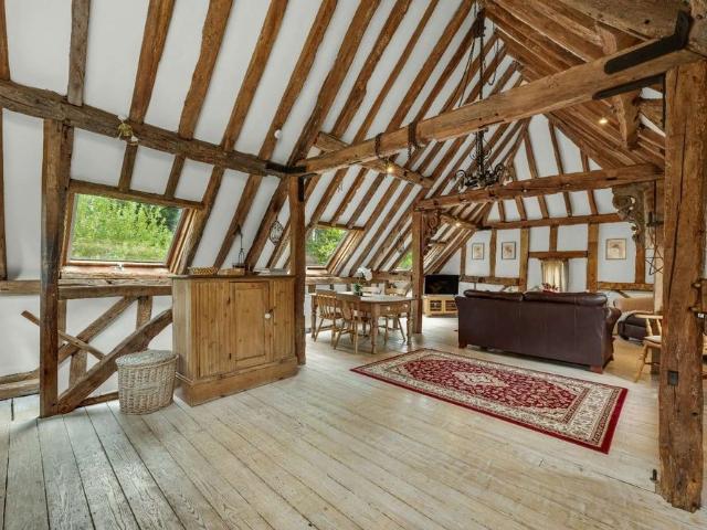 House for rent in Sunningdale, Windsor and Maidenhead