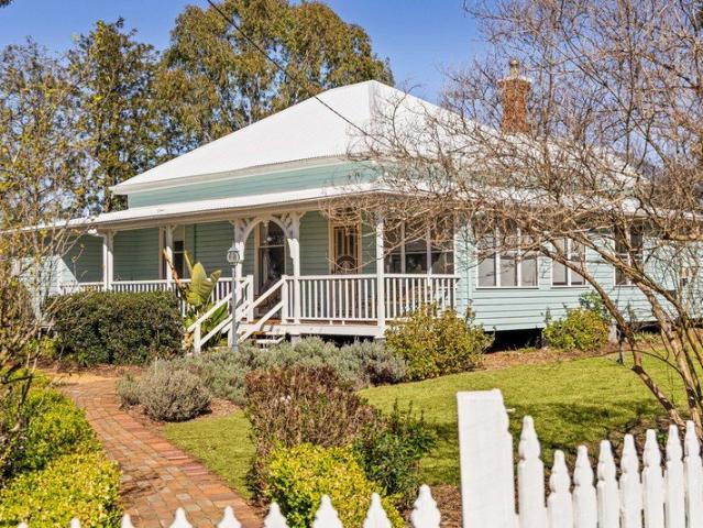 Cottage for sale in Warwick, Queensland