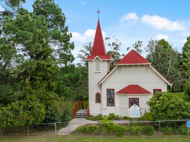 House for sale in Riddells Creek, Victoria