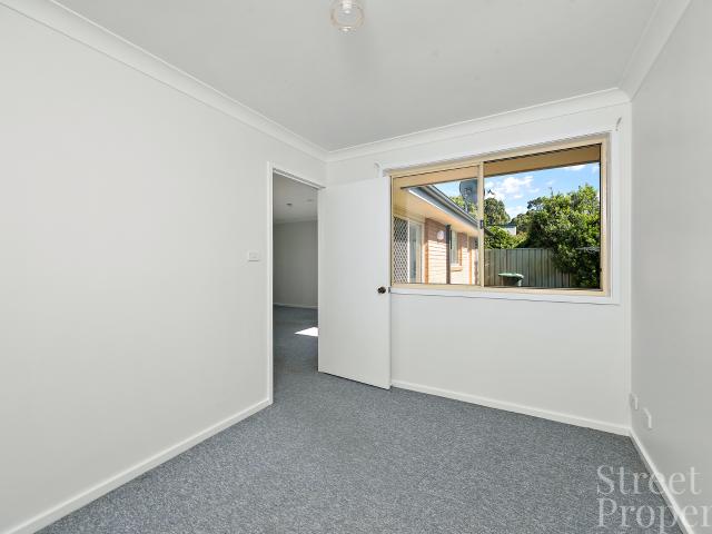 Villa for sale in Ambergate, New South Wales
