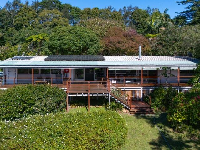 House for sale in Tamborine Mountain, Queensland