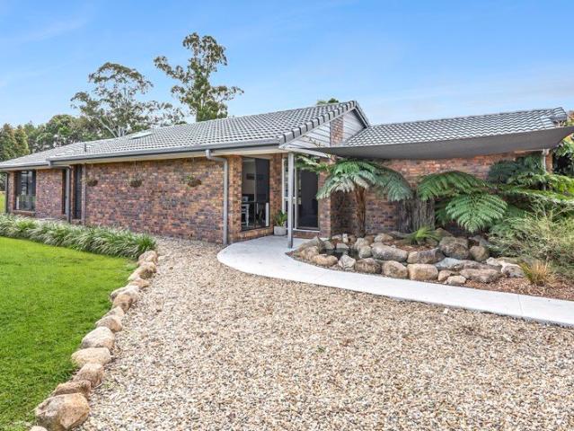 Cottage for sale in Bribie Pines, Greater Brisbane