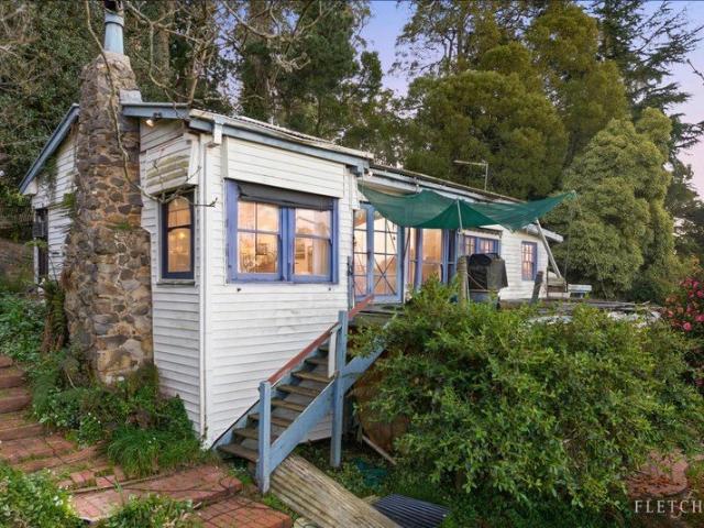 House for sale in Mount Dandenong, Melbourne