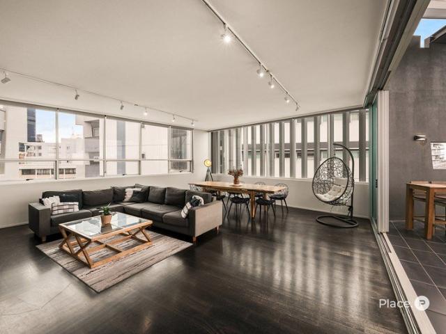 Apartment for sale in Kangaroo Point, Greater Brisbane