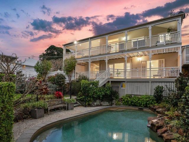 House for sale in Norman Park, Greater Brisbane