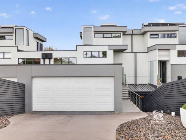 House for sale in Bairnsdale, Victoria