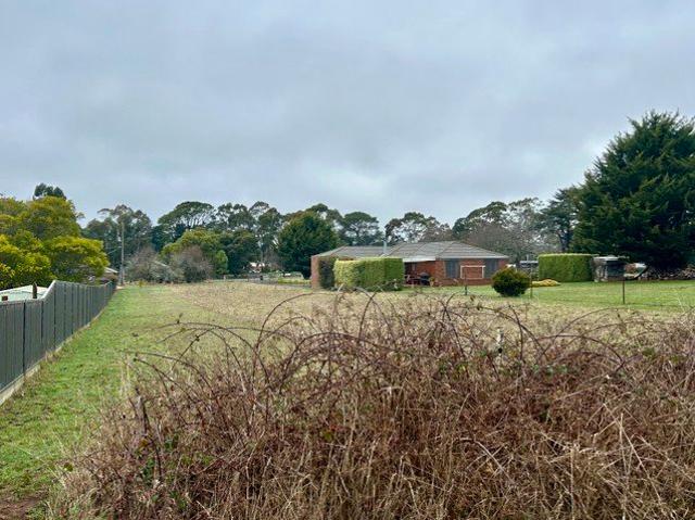 Land for sale in Glenlyon, Victoria