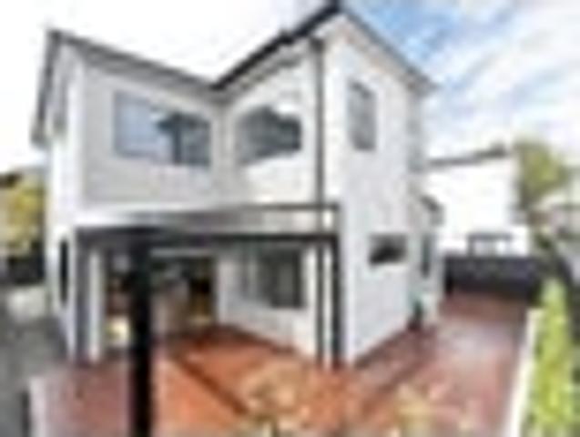 House for sale in Balmoral, Oroua County