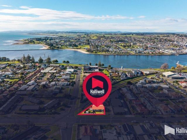 Apartment for sale in Devonport, Tasmania