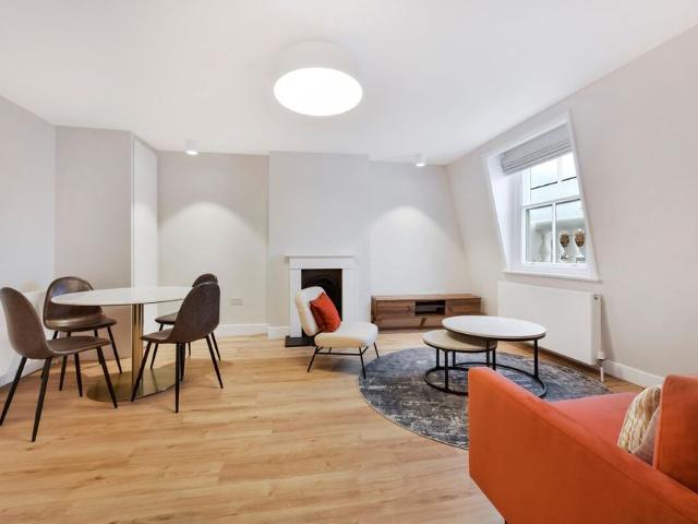 Apartment for rent in Brompton, Greater London