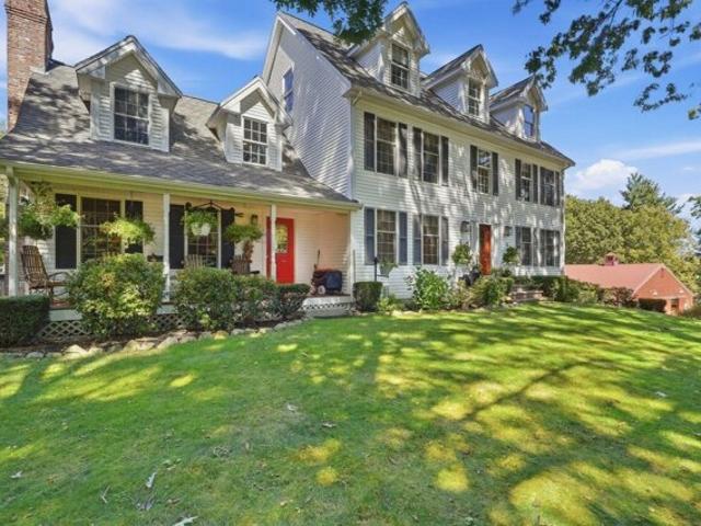 House for sale in Tyngsborough, Middlesex County