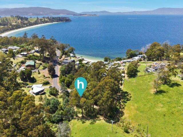 Land for sale in Brooks Bay, Tasmania