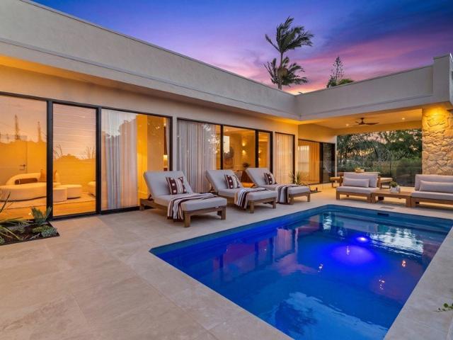 House for sale in Labrador, Gold Coast City