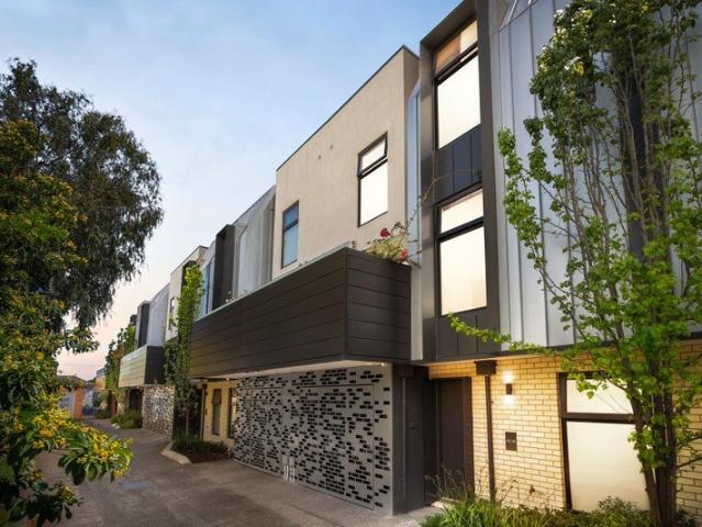 Townhouse for sale in Brunswick, Melbourne