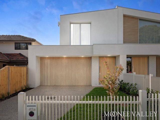 Cottage for sale in Camerons Creek, Victoria