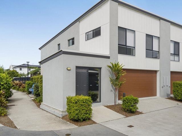 Townhouse for sale in Toombul, Queensland