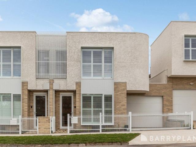 House for sale in Essendon, Melbourne