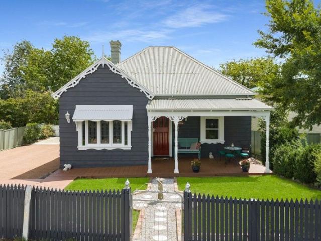 House for sale in Manchester Square, New South Wales