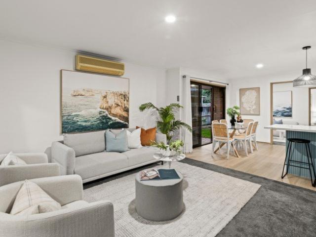 Townhouse for sale in Ocean Grove, Victoria