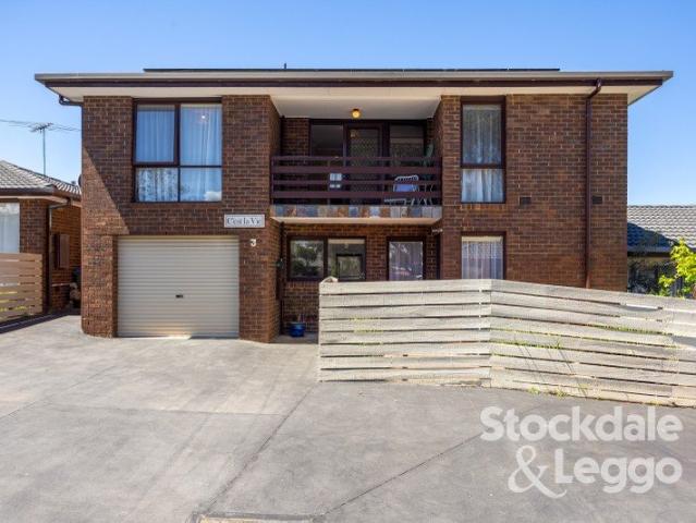 Townhouse for sale in Rosebud, Melbourne
