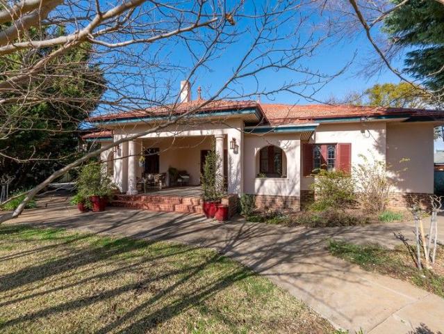 House for sale in Broughton, Victoria