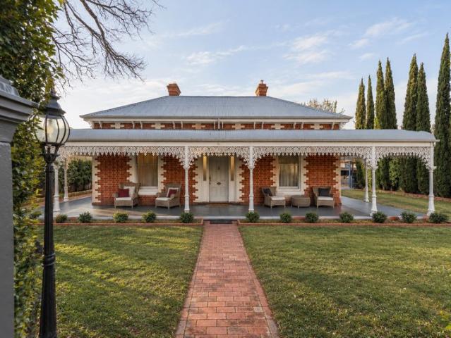 House for sale in Albury