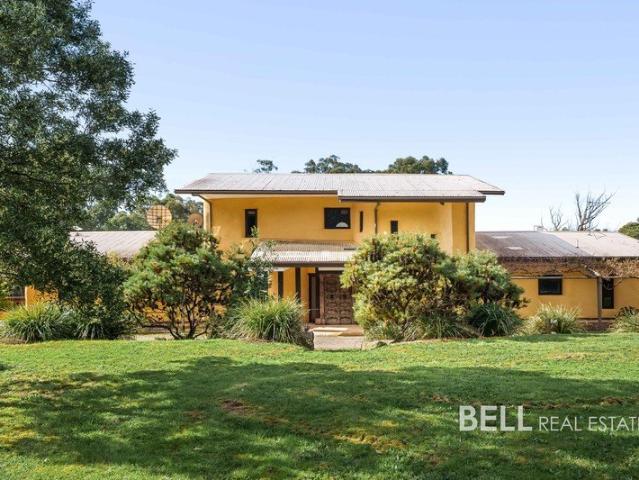 House for sale in Cockatoo, Melbourne