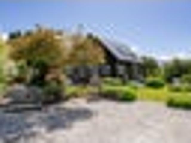 House for sale in Otakou