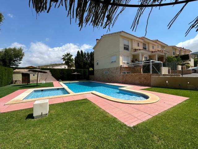 Casa en venta en el Vinalopó Mitjà / El Vinalopó Medio, Valencia
