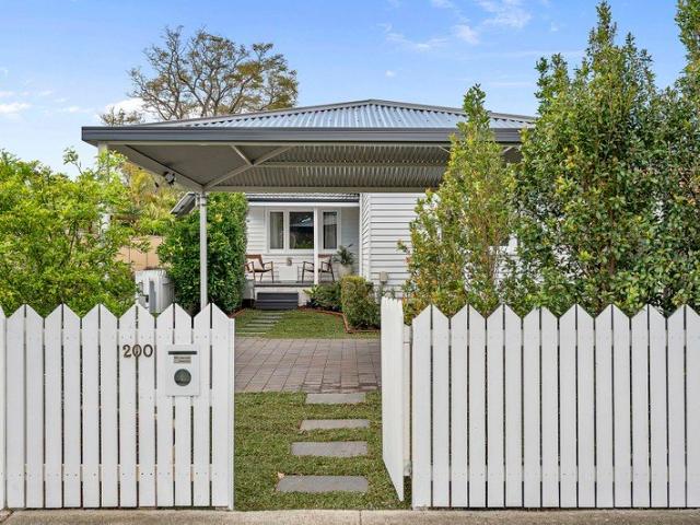 House for sale in Carlisle, Western Australia