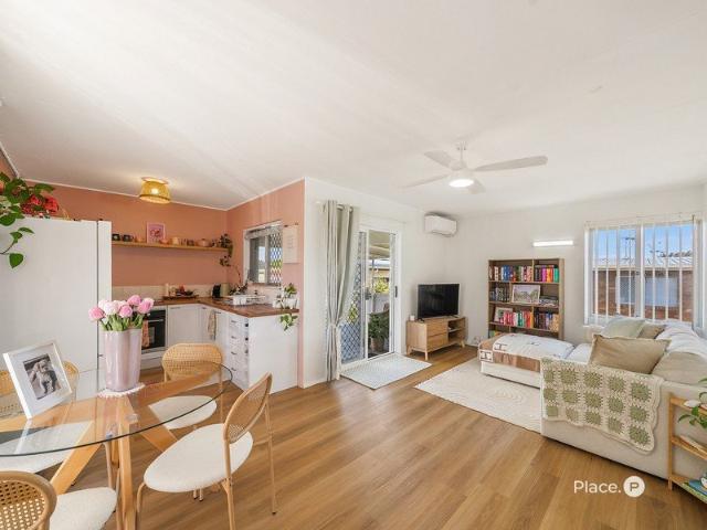 Apartment for sale in Redcliffe, Greater Brisbane
