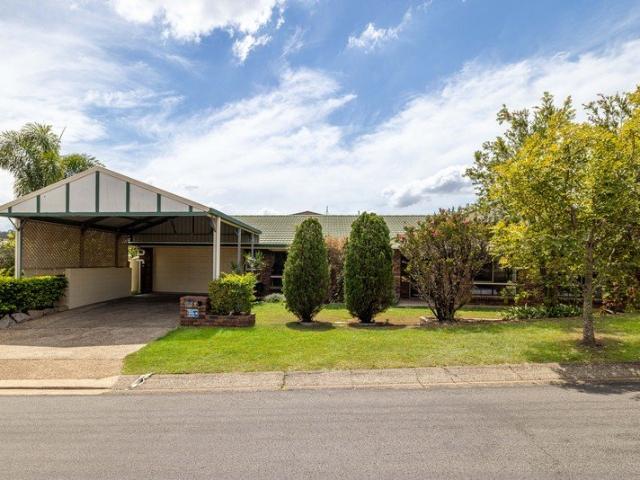 House for sale in Robertson, Greater Brisbane