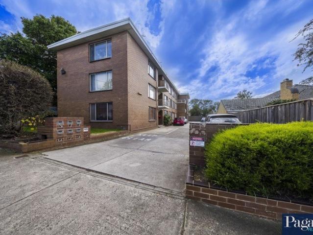 Apartment for sale in Essendon, Melbourne