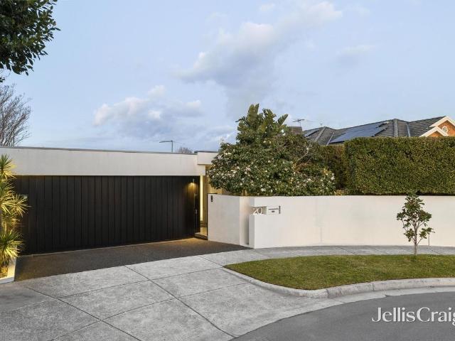 House for sale in Bentleigh East