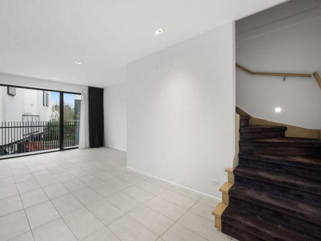Townhouse for rent in Camerons Creek, Victoria