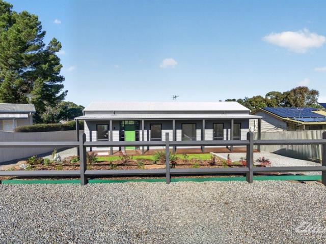 House for sale in Clayton Bay, South Australia