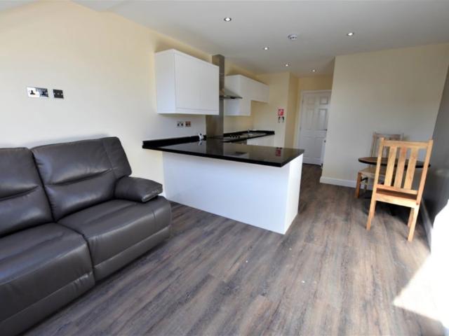 Apartment for rent in Hyde Park, West Yorkshire