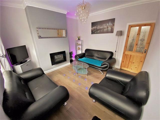 Apartment for rent in Hyde Park, West Yorkshire