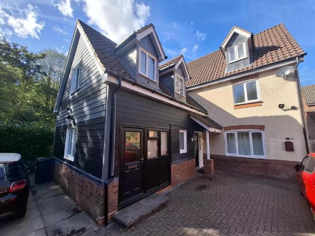 House for rent in Knowlhill, Milton Keynes