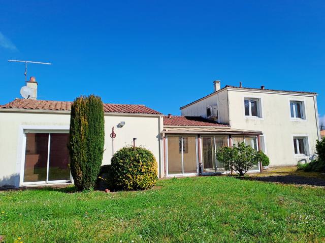 Maison vente à Rochefort, Saint-germain-de-marencennes