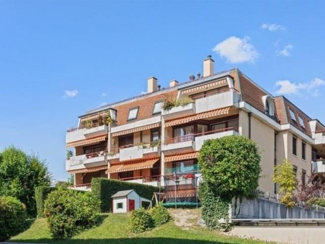 Etagenwohnung mieten in Renens
